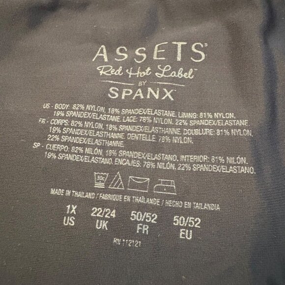 Assets By Spanx Red Hot Label Black Lace Panel Slip Skirt 1X Shapewear Nylon Ble - Picture 2 of 3